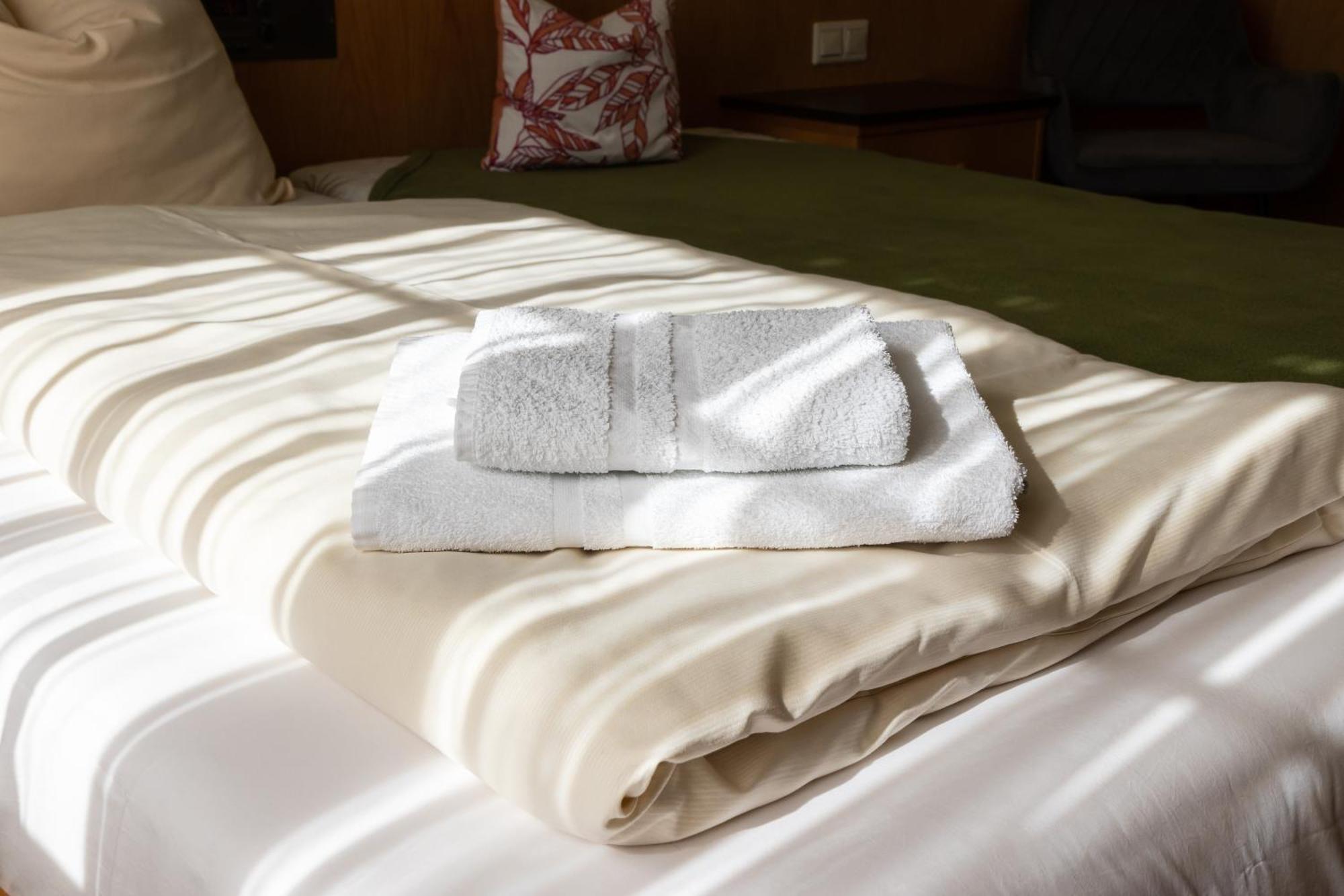 Hotelpension Zum Gockl Allershausen Eksteriør billede